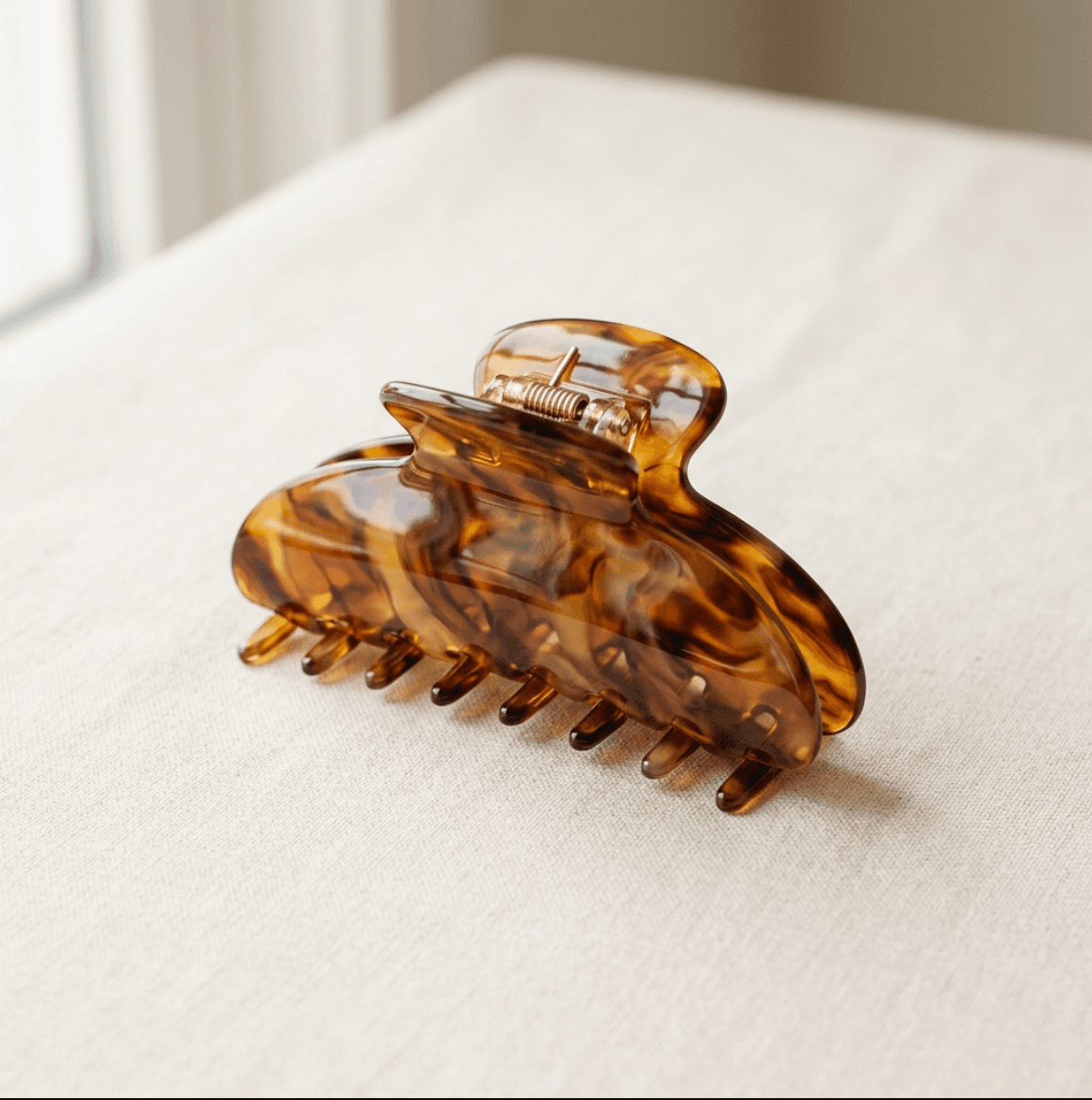 CLAW CLIPS
